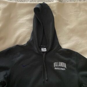 Nike Villanova Basketball sweatshirt